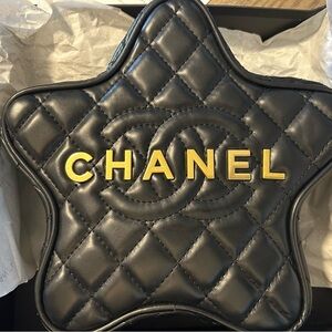 NIB Chanel makeup Star-Shaped Quilted Black Vegan Leather with strap